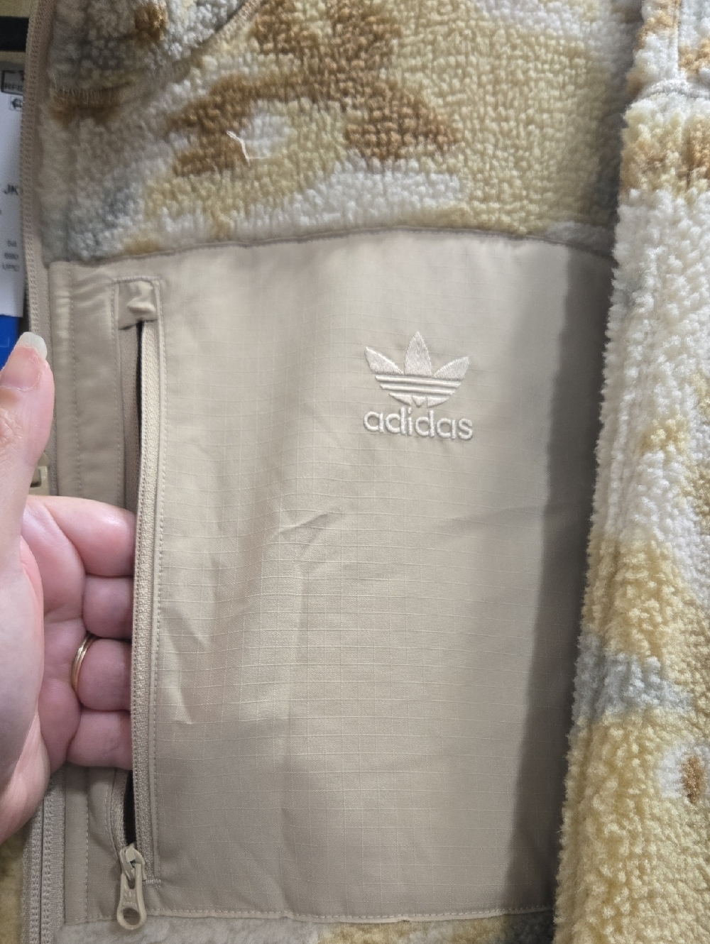 Adidas Originals Graphics Camo Oversized Reversible Fleece Jacket-Size Large - Picture 5 of 16